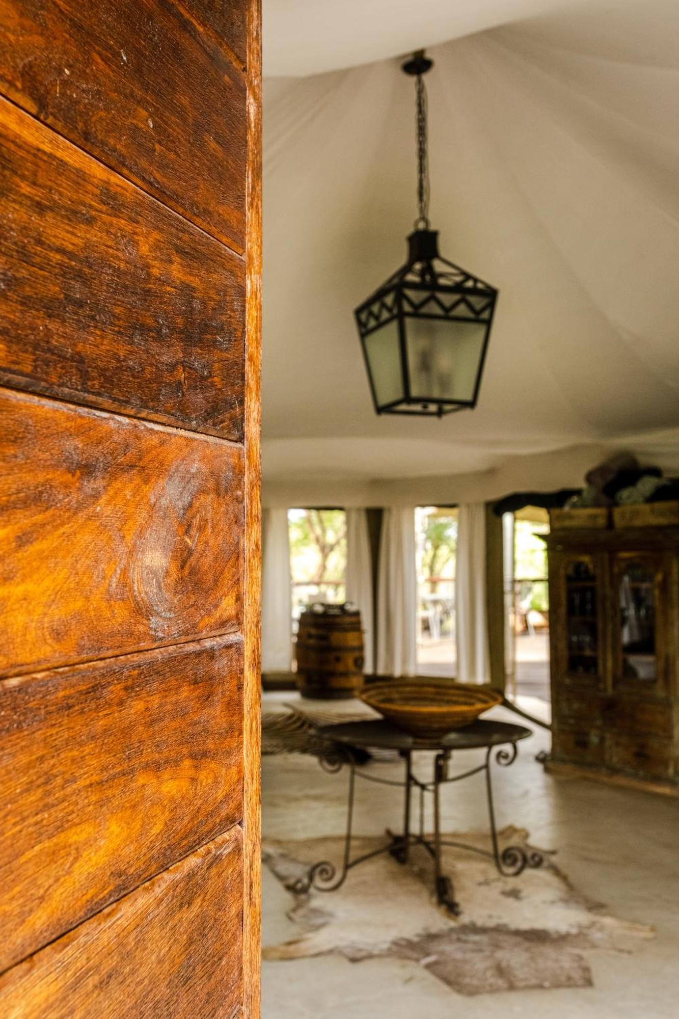 Taranga Safari Lodge Rundu Eksteriør bilde